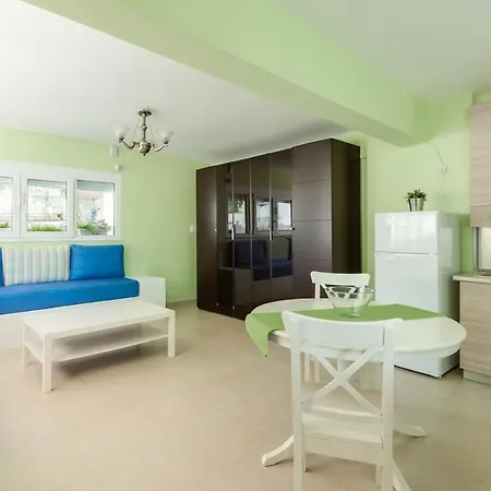 Apartment Exclusive Garden Vergia